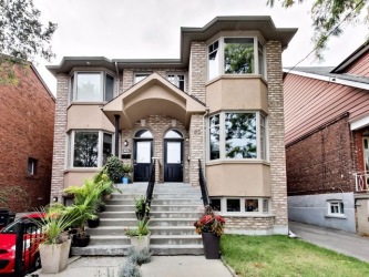 82 robina avenue, Toronto Ontario Canada